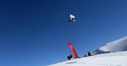 圖片來源：新體育網(wǎng)視頻截圖。