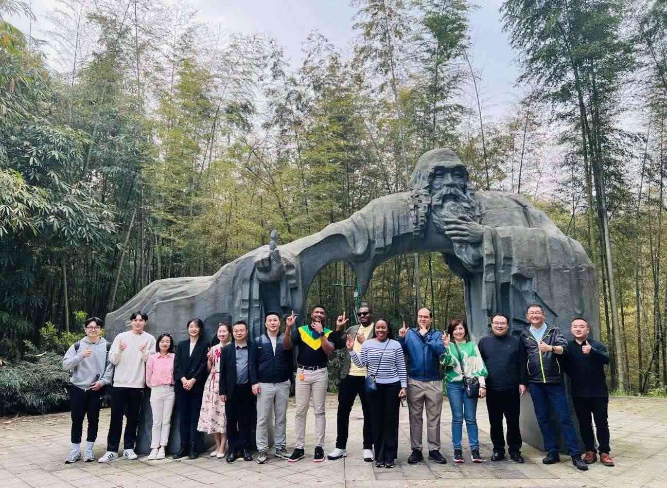 Guizhou Echo | 這一波，貴州又圈“國際粉”了