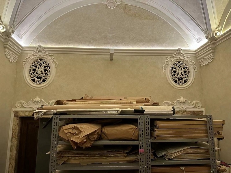 美第奇洛倫佐圖書館保存古籍。中藝國際供圖