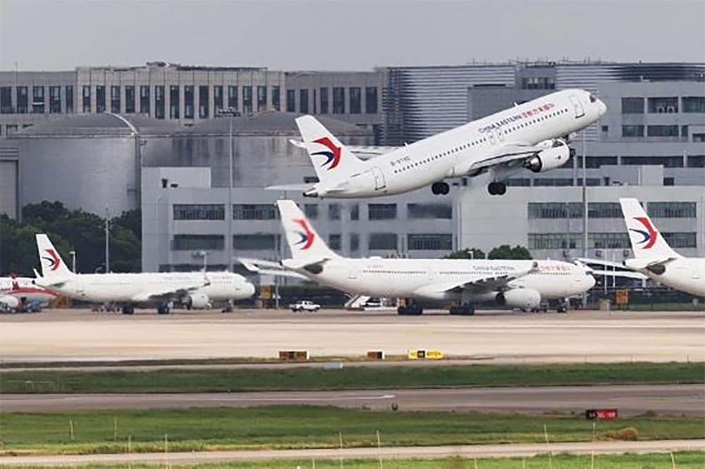 2023年8月2日，東航第二架國產(chǎn)C919大型客機執(zhí)飛滬蓉空中快線。