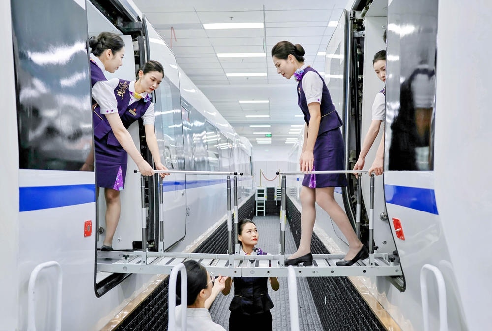 應(yīng)急處置培訓(xùn)。