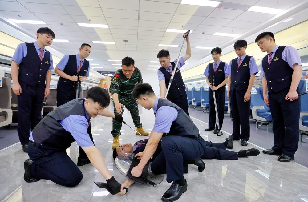 應(yīng)急處置培訓(xùn)。