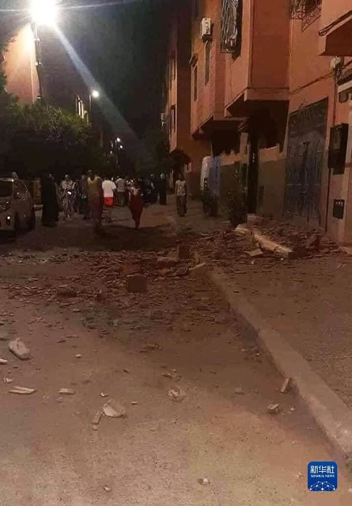 這是9月9日在摩洛哥南部城市馬拉喀什拍攝的震后景象。新華社發(fā)