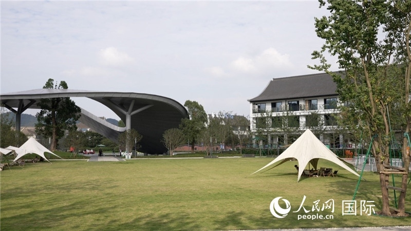 安吉露營地。人民網(wǎng) 彭昱凱攝