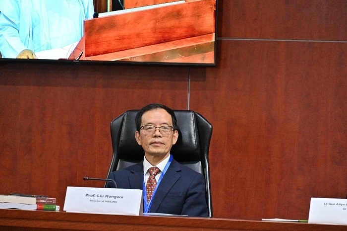 浙江師范大學(xué)非洲研究院院長劉鴻武作會(huì)議總結(jié)。浙江師范大學(xué)非洲研究院供圖