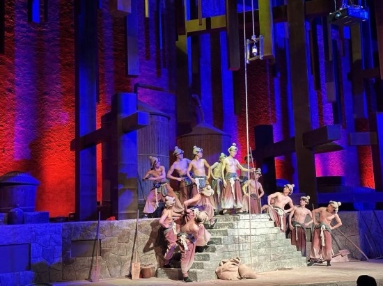 《天釀》演出場(chǎng)景。本報(bào)記者劉書文攝