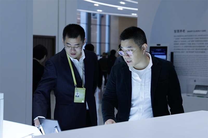 世界互聯(lián)網(wǎng)大會首批全球青年領軍者赴浙開展調(diào)研