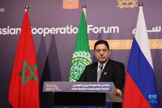 12月20日，在摩洛哥南部城市馬拉喀什舉行的第六屆阿拉伯-俄羅斯合作論壇主議程結束后，摩洛哥外交大臣布里達在記者會上講話。新華社記者霍晶攝