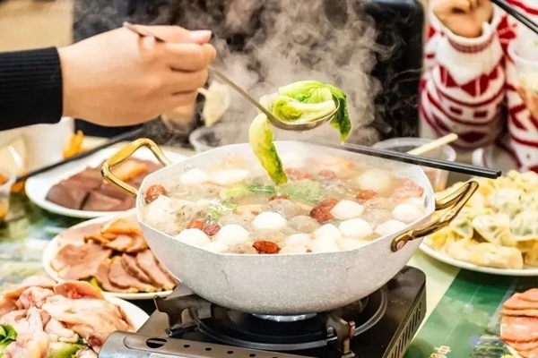 華南理工大學(xué)推出火鍋年夜飯。校方供圖