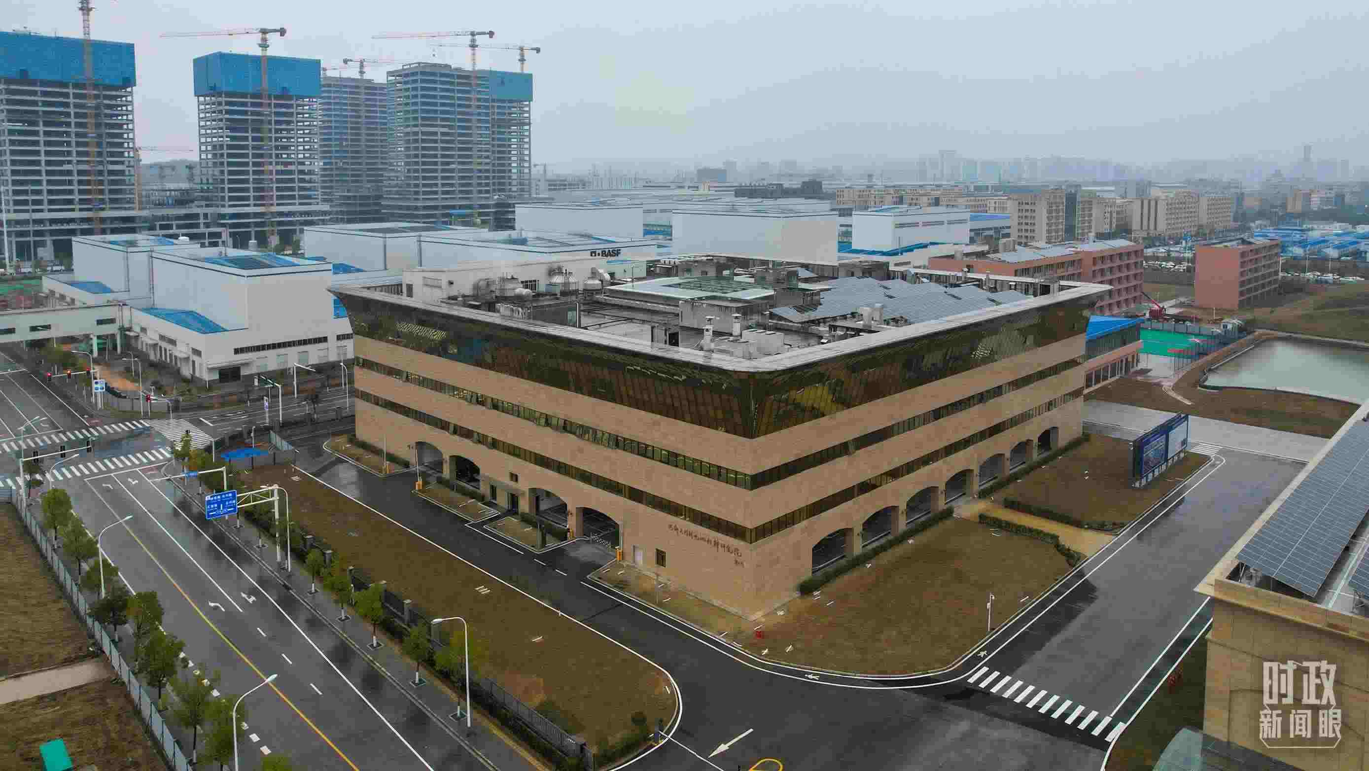 △巴斯夫杉杉電池材料研究院。（總臺央視記者范凱拍攝）