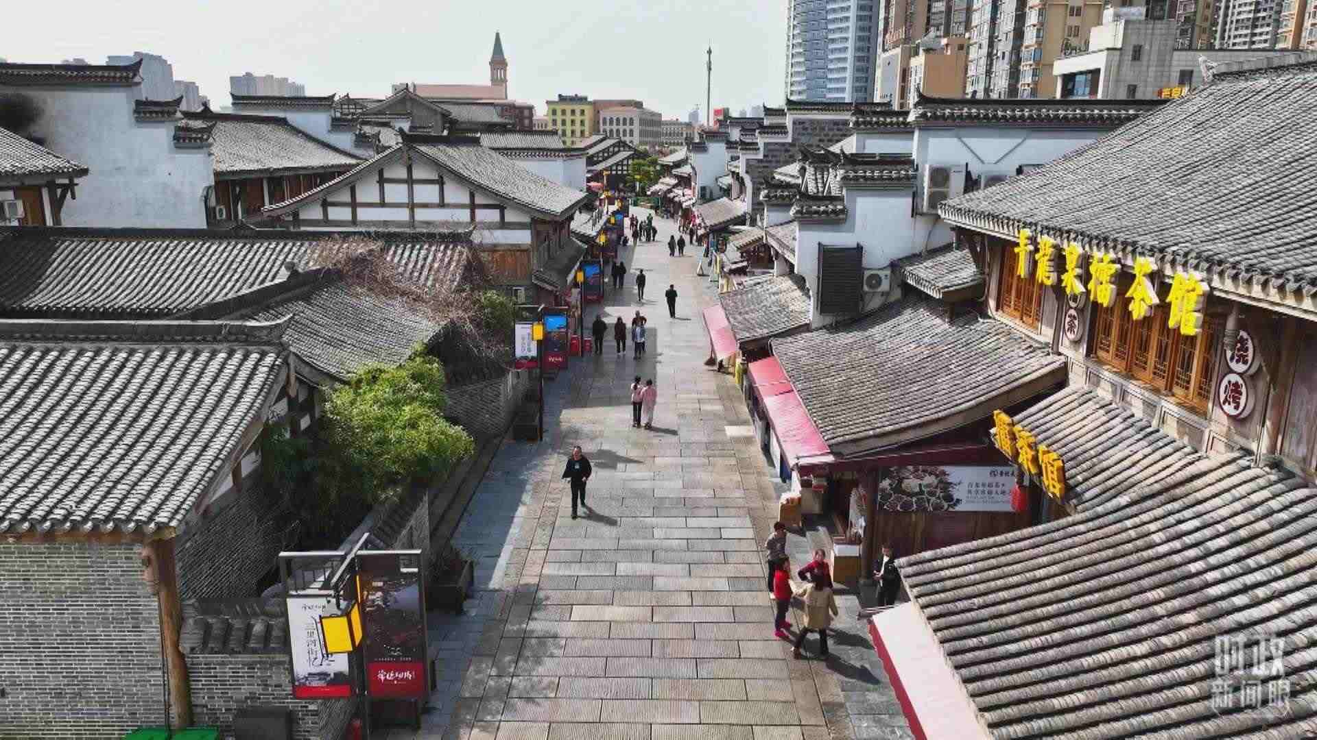 △常德河街。（總臺(tái)記者姚鵬、溫盛強(qiáng)拍攝）