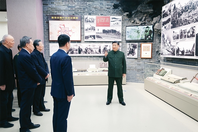 2024年2月1日至2日，中共中央總書記、國家主席、中央軍委主席習近平來到天津，看望慰問基層干部群眾。這是2日上午，習近平在平津戰(zhàn)役紀念館考察。 新華社記者 鞠鵬/攝