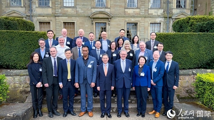 論壇嘉賓合影。人民網(wǎng) 郭錦標(biāo)攝