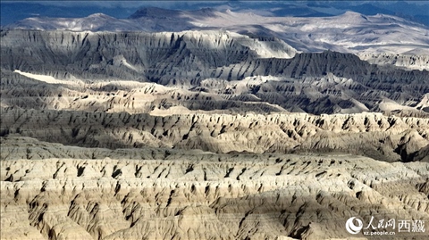 西藏阿里地區(qū)札達(dá)土林國(guó)家地質(zhì)公園。人民網(wǎng)記者 次仁羅布攝