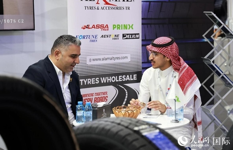 展會(huì)一景。人民網(wǎng)記者 管克江攝