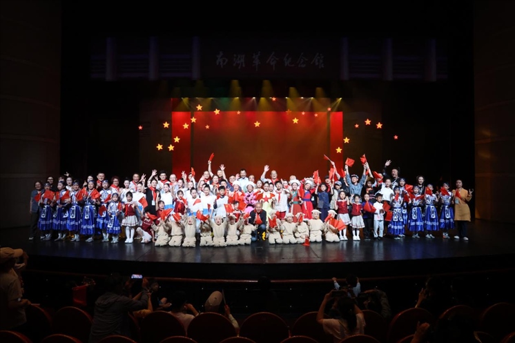 兒童劇《紅船·星河》在京首演。主辦方供圖
