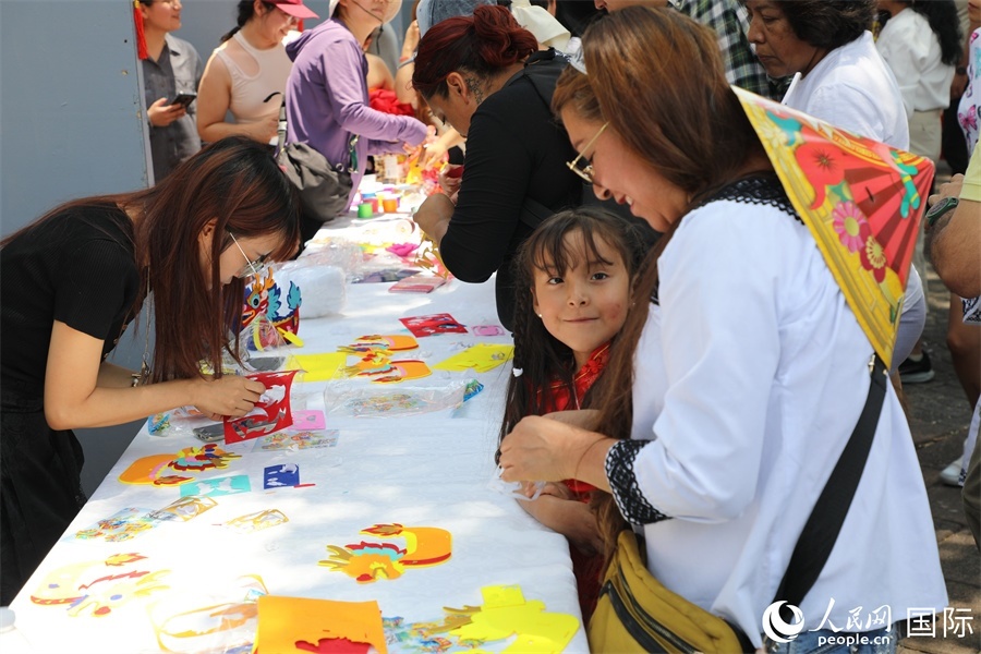 活動(dòng)現(xiàn)場(chǎng)。人民網(wǎng) 埃內(nèi)斯托·多明戈斯攝