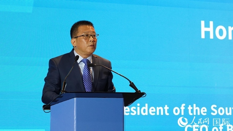 張朝陽會長致辭。人民網(wǎng) 劉暢攝