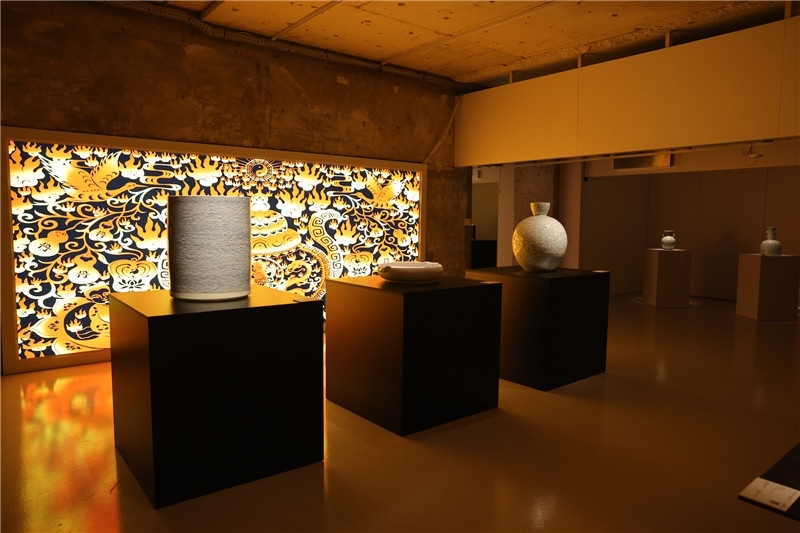 《新生萬物-中國非遺與當(dāng)代設(shè)計展》展廳。陽光媒體集團(tuán)供圖