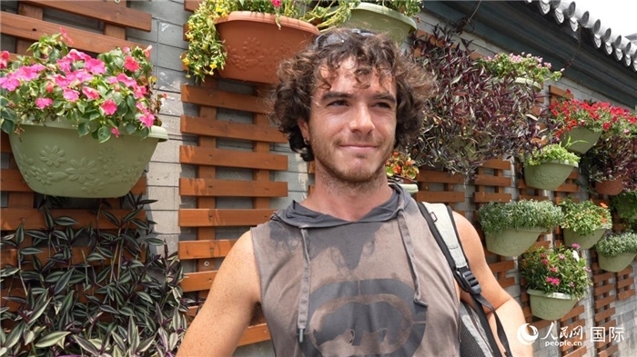 圖為意大利籍游客盧卡·拉·萬科（Luca La Vanco）。人民網(wǎng)記者 吳超嵐攝