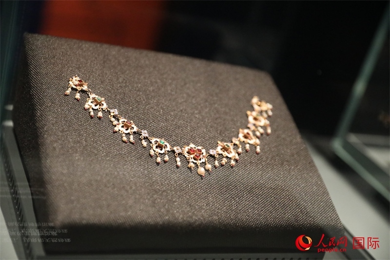 展覽“傳奇之旅：馬可·波羅與絲綢之路上的世界”展品。人民網(wǎng) 殷韜攝