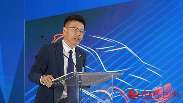 延鋒彼歐南非公司總經(jīng)理張?chǎng)沃罗o。人民網(wǎng) 張茜攝