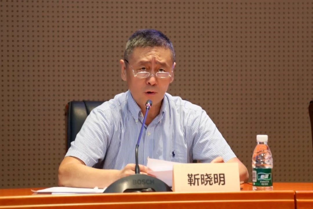 科技外交專家委員會(huì)主任委員、科技部國際合作司原司長(zhǎng)靳曉明致辭。主辦方供圖