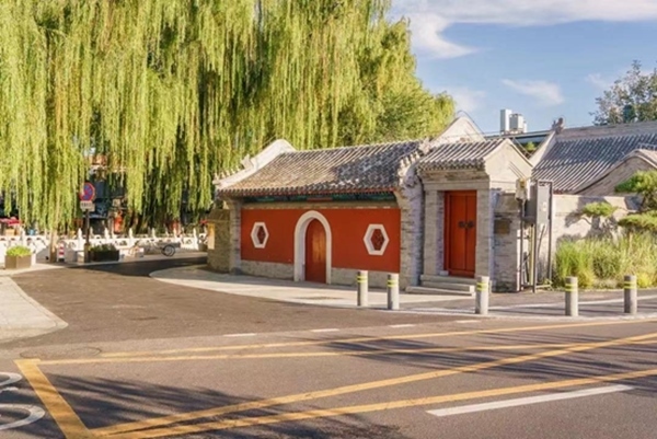 北京建筑大學(xué)古建保護與利用專業(yè)師生對北京德勝門內(nèi)大街開展空間品質(zhì)綜合提升項目，圖為項目竣工后的實景圖。校方供圖