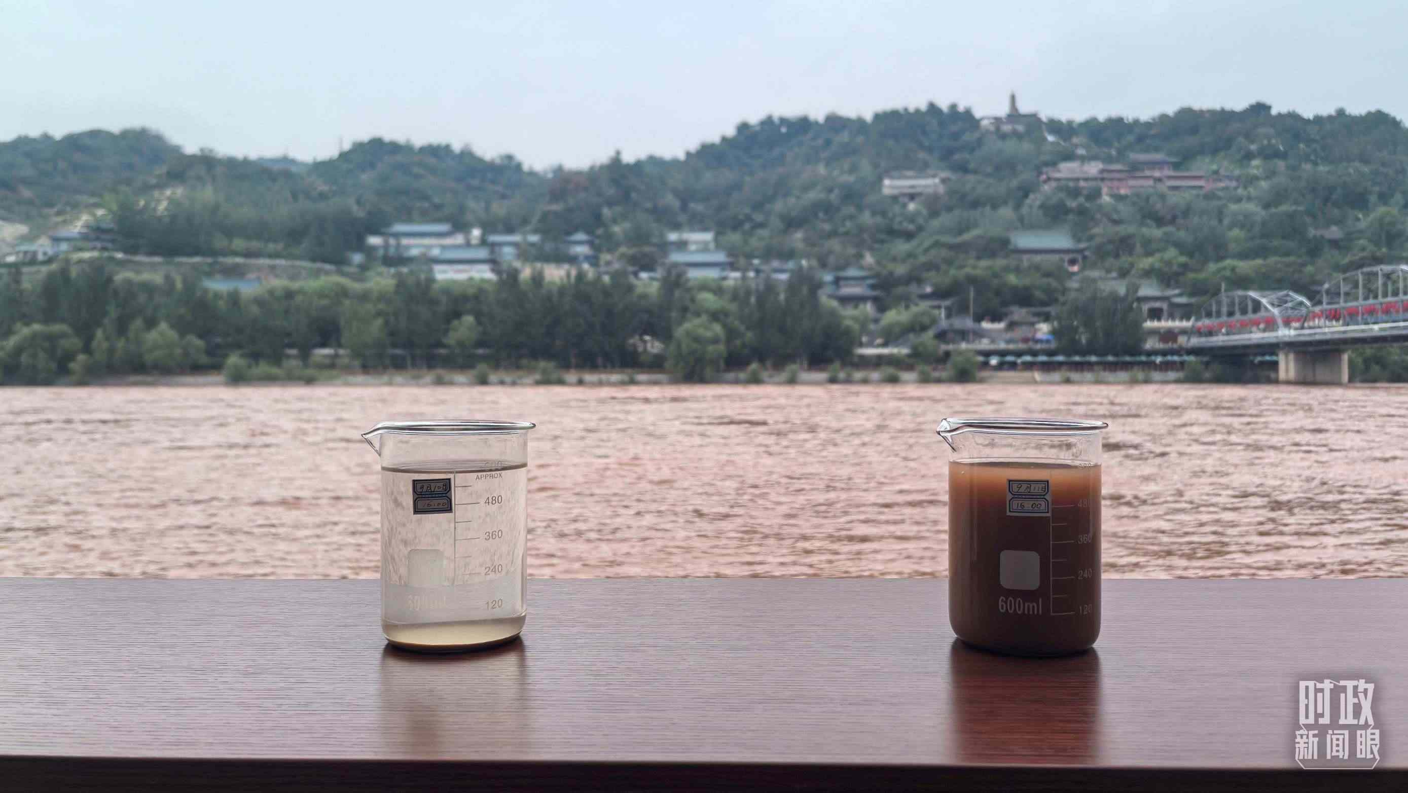 △黃河水質監(jiān)測。（總臺央視記者陸泓宇拍攝）