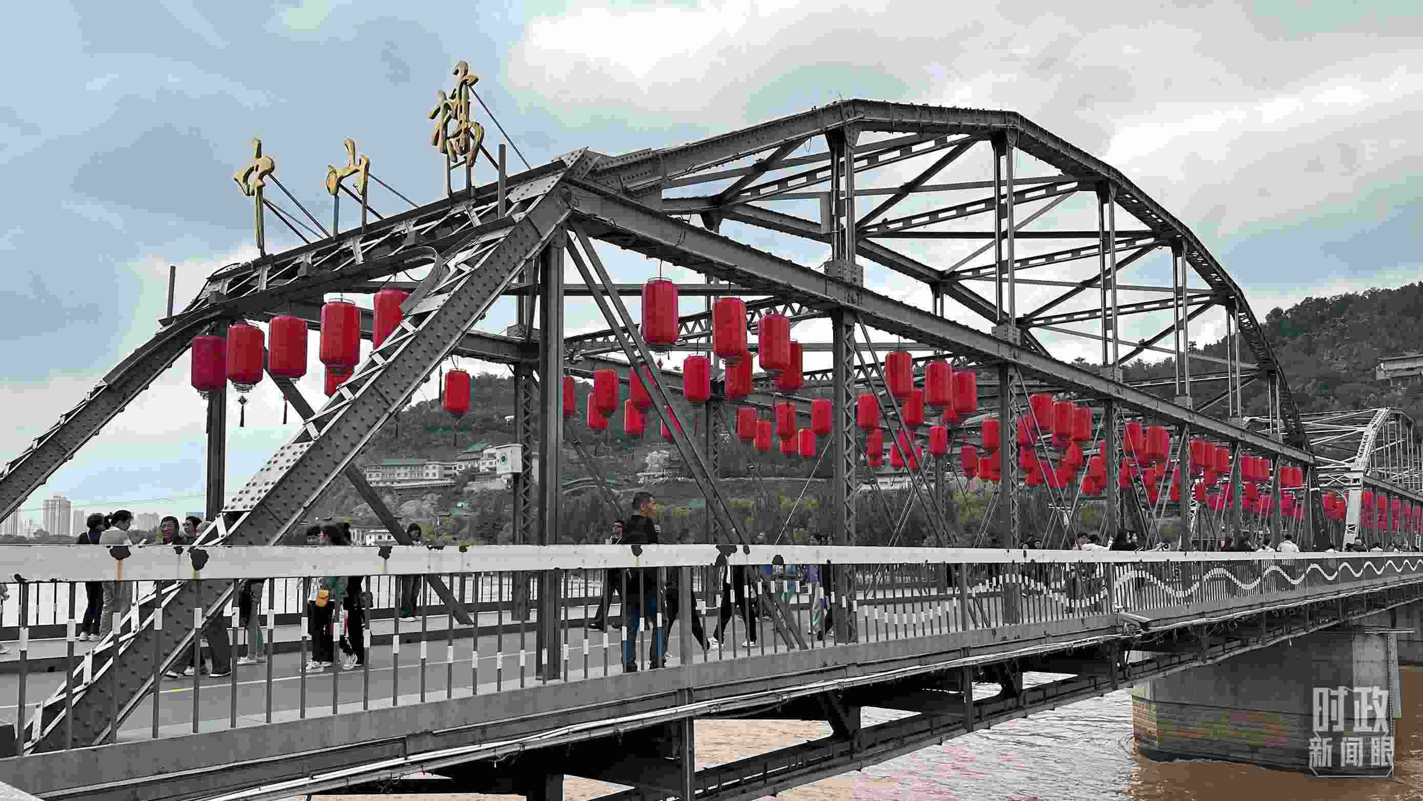 △中山橋。（總臺央視記者范一鳴、覃思拍攝）