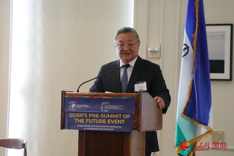 中國常駐聯(lián)合國代表傅聰大使發(fā)表演講。人民網(wǎng)記者 李志偉攝