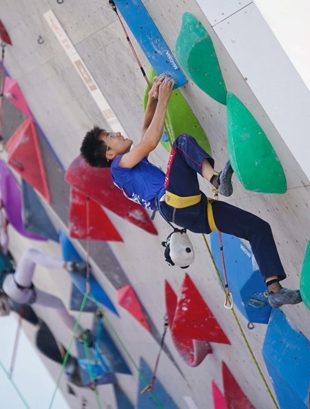 小運(yùn)動(dòng)員在比賽中。主辦方供圖