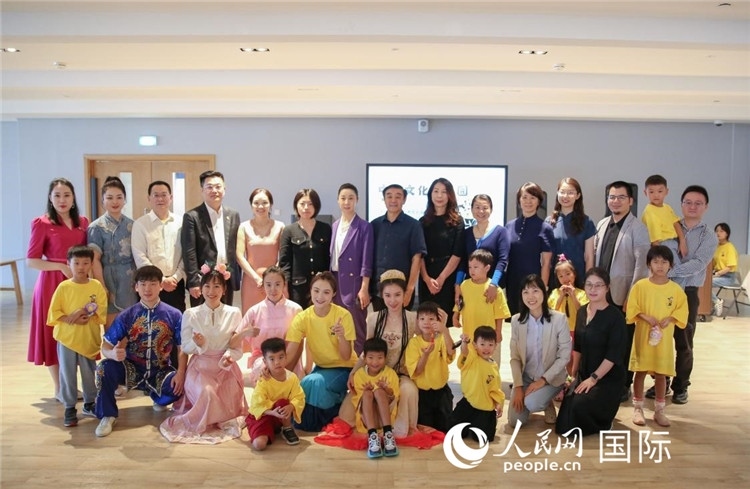 開(kāi)營(yíng)儀式部分嘉賓合影。人民網(wǎng)中東中心分社塔里克·易卜拉欣攝