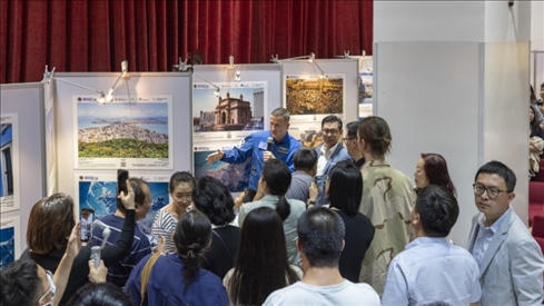 5月29日，“宇宙·金磚國家”圖片巡回展在北京舉辦，活動(dòng)現(xiàn)場吸引了眾多中國觀眾。北京俄羅斯文化中心供圖