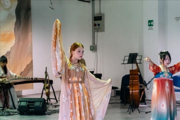 交流活動(dòng)現(xiàn)場(chǎng)。 中國(guó)駐意大利使館供圖