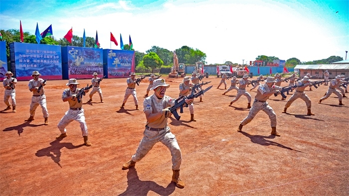 刺殺操表演。王軍杰攝