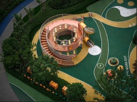 改造后的中鐵臻庭小區(qū)森林樹屋。 王碩敏 攝