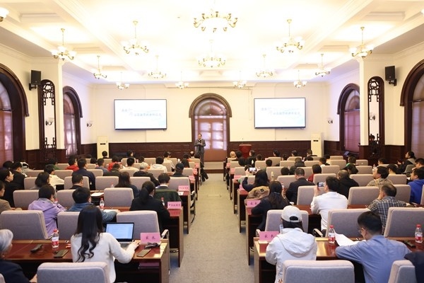 “杰出少年示范數(shù)學(xué)班”開班儀式現(xiàn)場。校方供圖