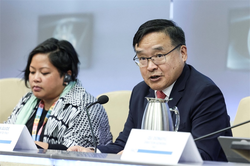 中國駐意大利大使賈桂德向與會(huì)者闡述全球發(fā)展倡議的深刻內(nèi)涵。主辦方供圖