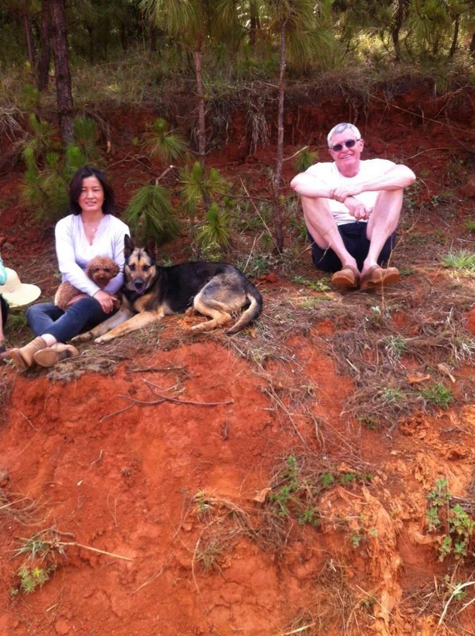 奈斯和妻子在云南東川打造了一個(gè)名叫“卡比杉”的農(nóng)場(chǎng)。