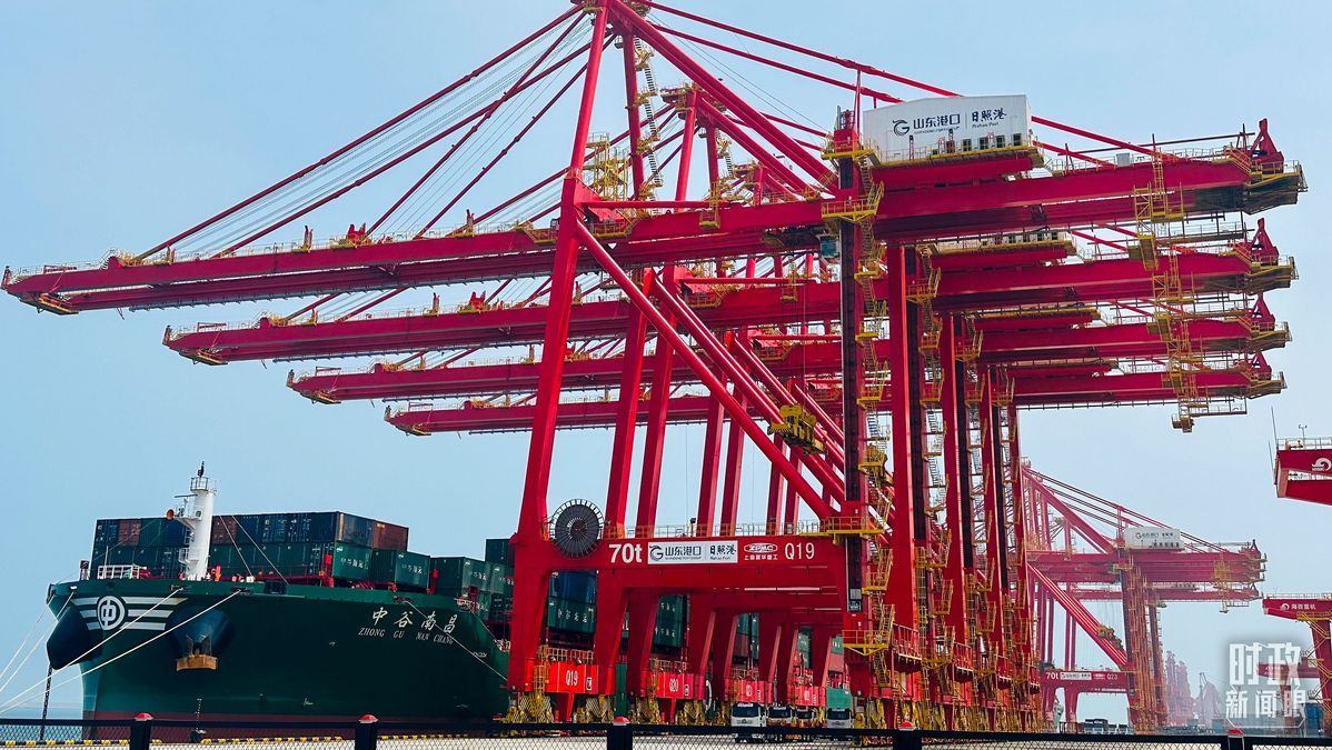 △山東日照港。（總臺央視記者范一鳴拍攝）