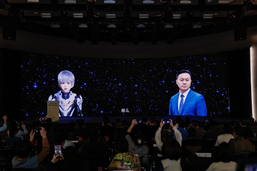 中國工程院院士、湖南師范大學校長劉仲華與人民網數(shù)字人白澤線上對話