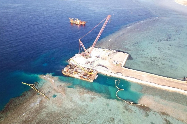 拉比格四期海水淡化項(xiàng)目取水口作業(yè)場(chǎng)景。項(xiàng)目方供圖