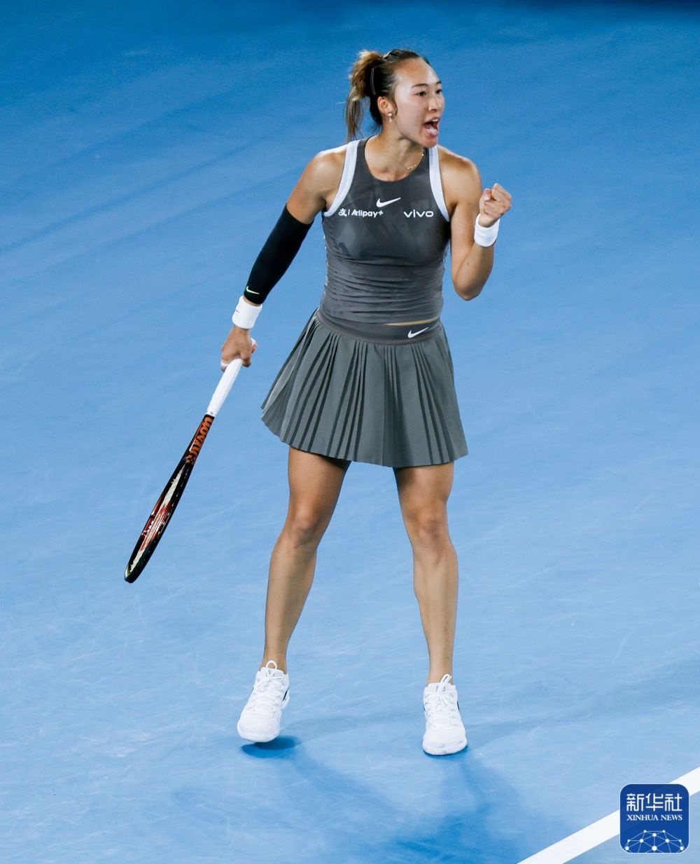 ↑鄭欽文在比賽中慶祝得分。新華社記者 馬平 攝