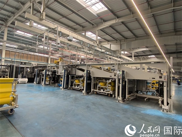 森麒麟在科技城的工廠內部。人民網記者 黃培昭攝