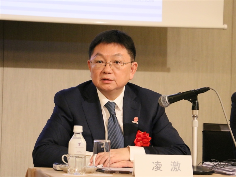 商務(wù)部副部長兼國際貿(mào)易談判副代表凌激致辭。人民網(wǎng) 許可攝