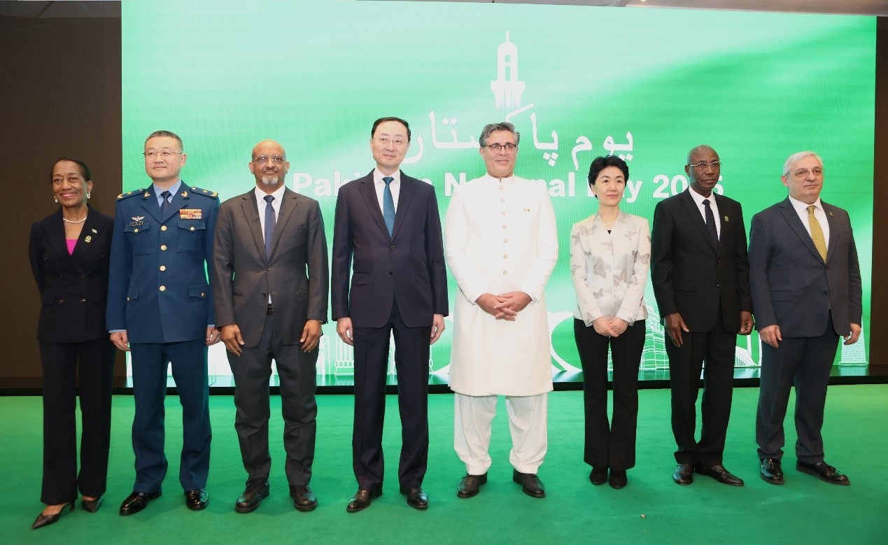 出席招待會的主要嘉賓合影。巴基斯坦駐華大使館供圖