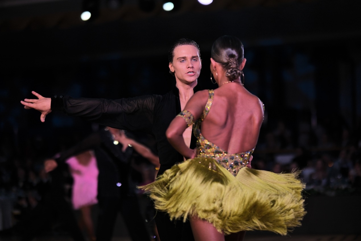 第七屆“克里姆林宮杯”國標(biāo)舞錦標(biāo)賽現(xiàn)場。于子恒攝