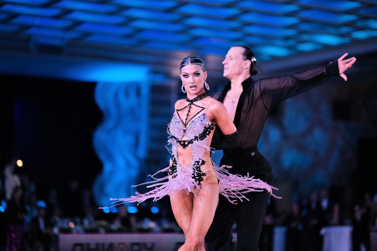 第七屆“克里姆林宮杯”國標(biāo)舞錦標(biāo)賽現(xiàn)場。于子恒攝