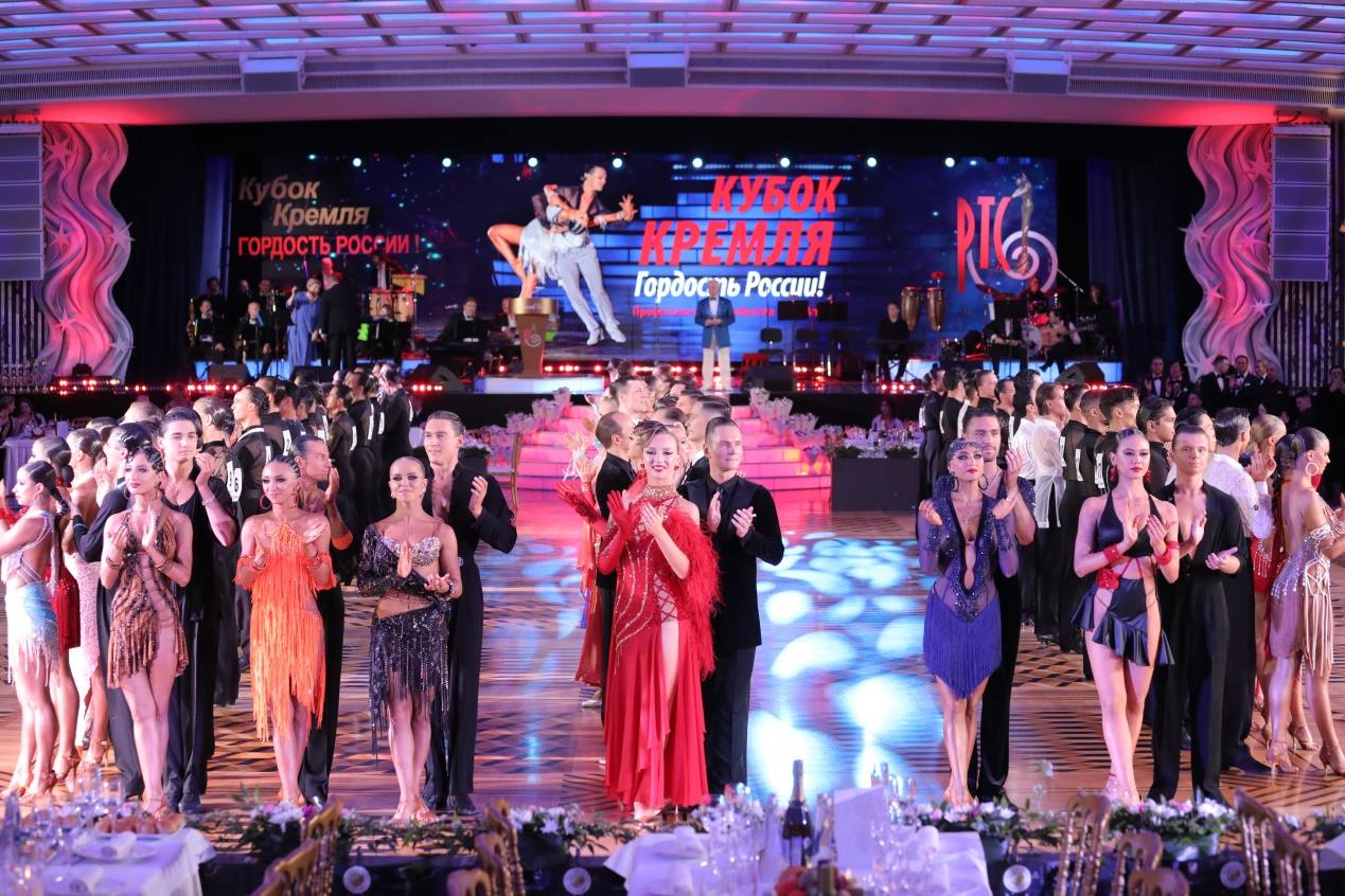 第七屆“克里姆林宮杯”國標(biāo)舞錦標(biāo)賽現(xiàn)場。于子恒攝